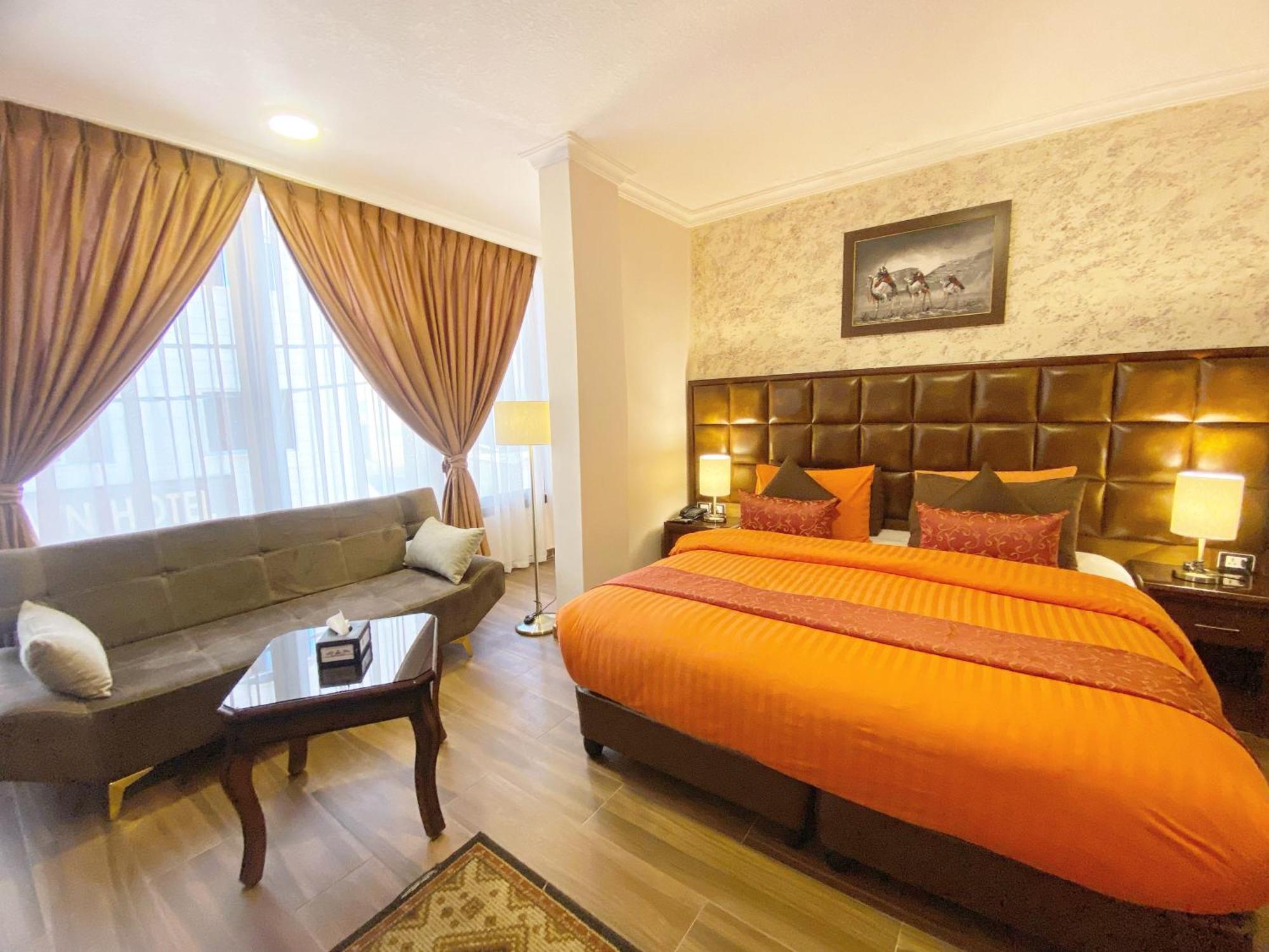 Anbat Midtown Hotel วาดี มูซา ภายนอก รูปภาพ